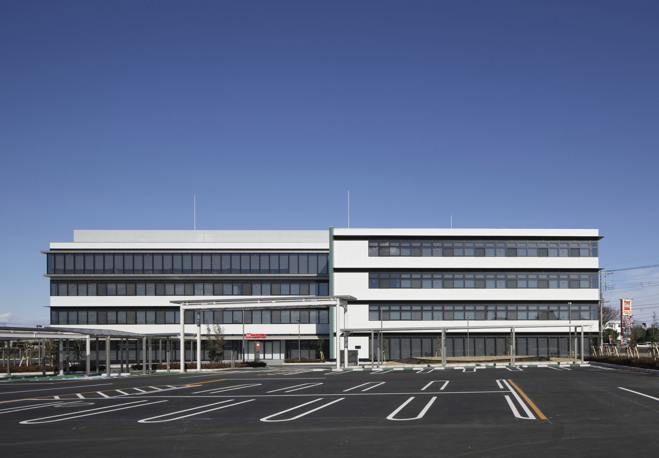 ベルク　社屋